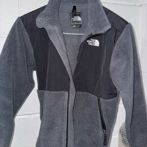 The North Face Grey & Black Fleece Jacket